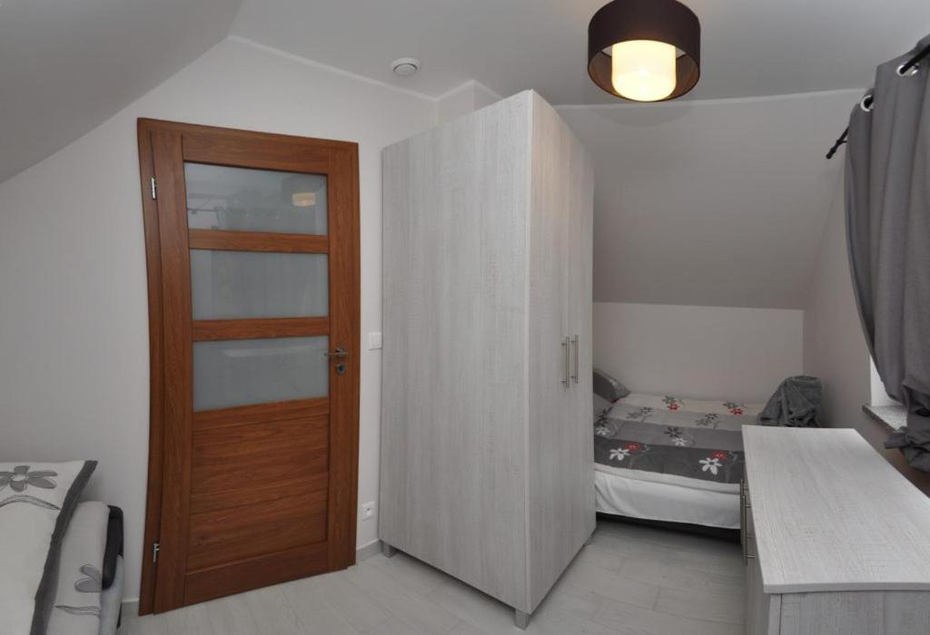 Ferienhaus Holiday Home Domki Raj Jarosławiec Exteriér fotografie