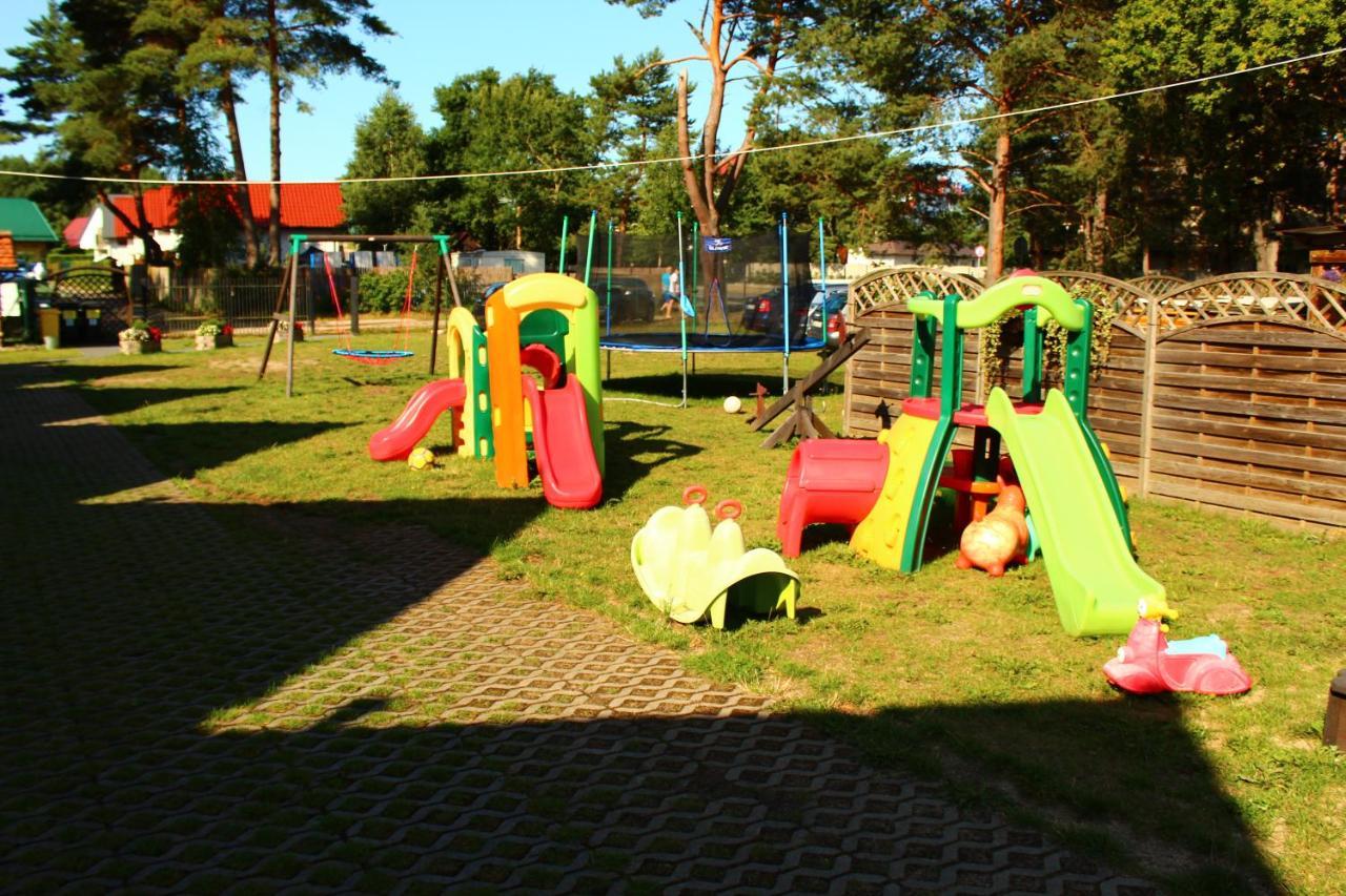 Ferienhaus Holiday Home Domki Raj Jarosławiec Exteriér fotografie
