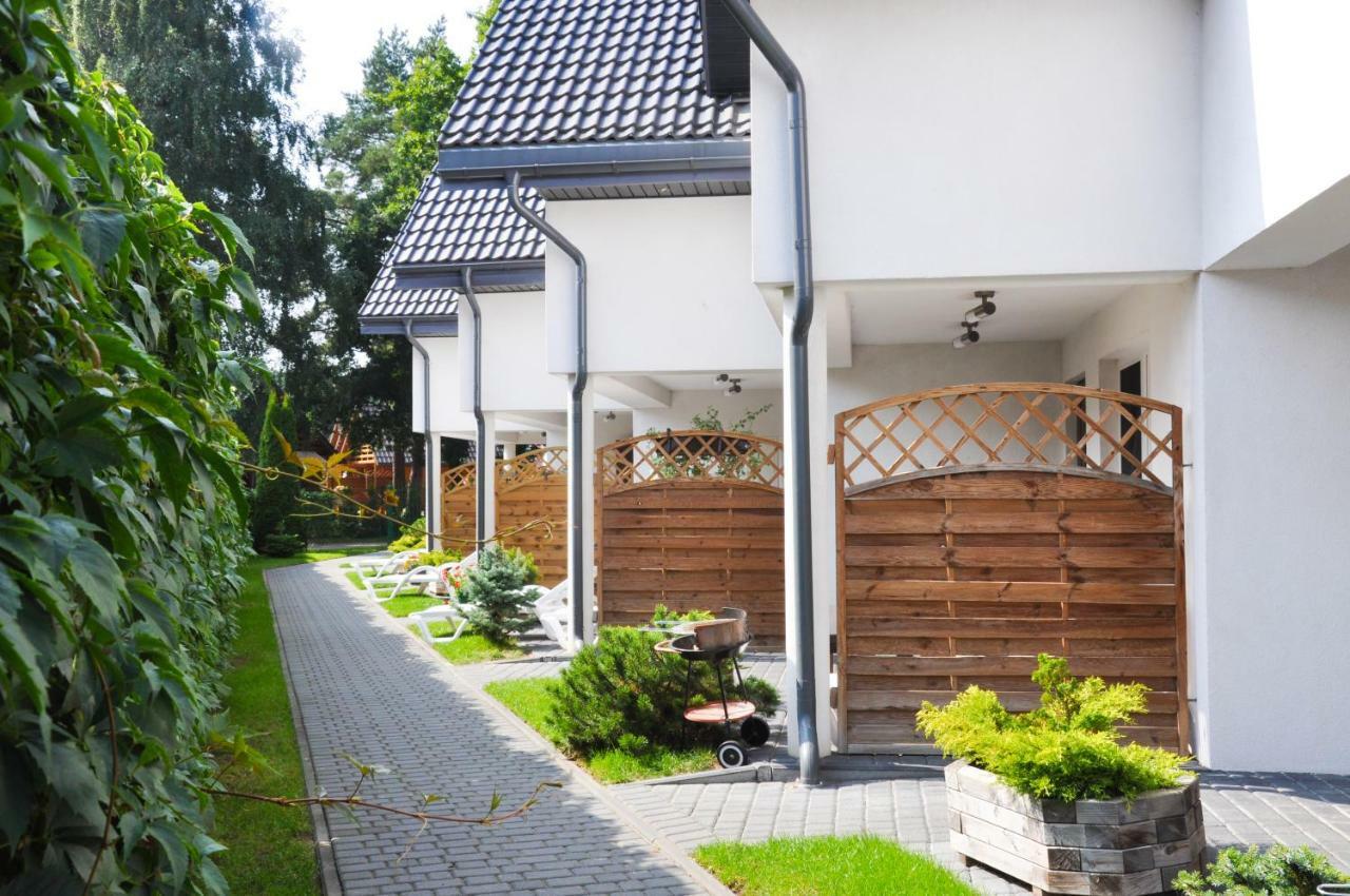 Ferienhaus Holiday Home Domki Raj Jarosławiec Exteriér fotografie