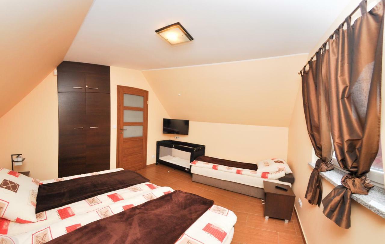 Ferienhaus Holiday Home Domki Raj Jarosławiec Exteriér fotografie